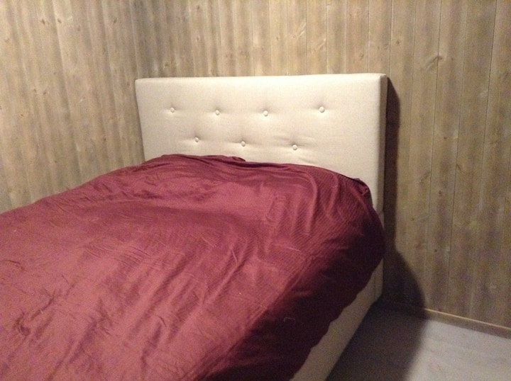 غرفة النوم 1