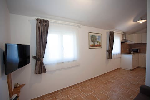 Top Airbnb: Lovely accomodation near Rovinj with parking in Rovinjsko Selo