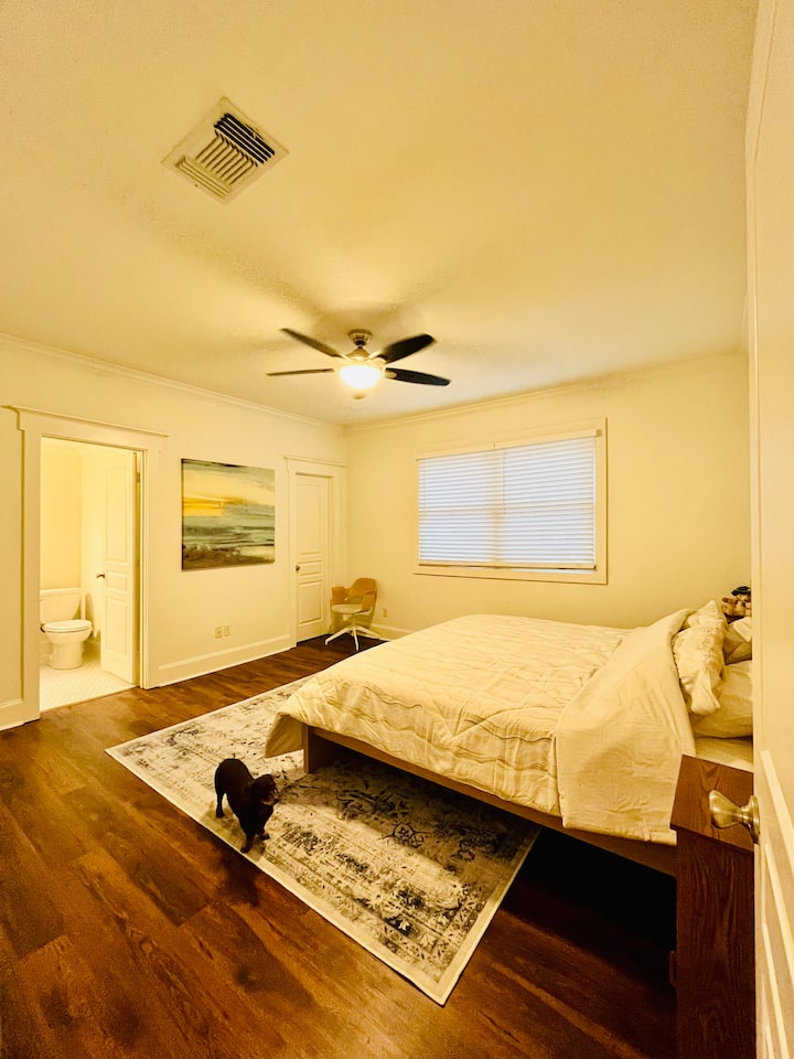 ÅMSOSEN 
Dyshek me shkumë memorie xheli, i fortë i mesëm nga IKEA për të dy dyshekët tanë King/Queen @ MagnoliaBase