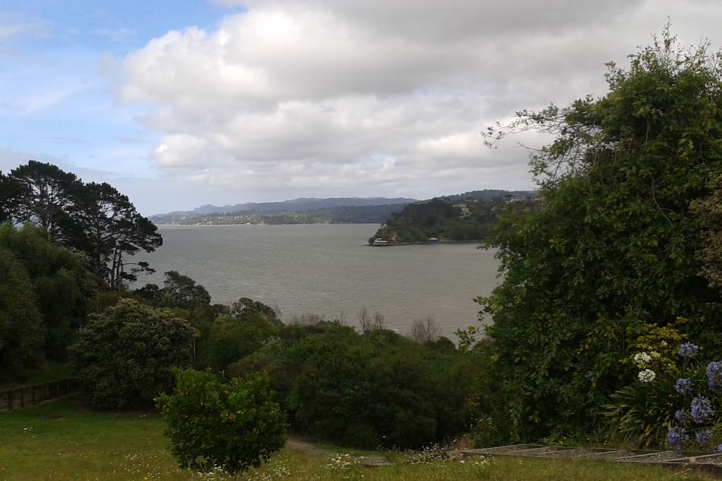 coastal walkway 5 min walk away