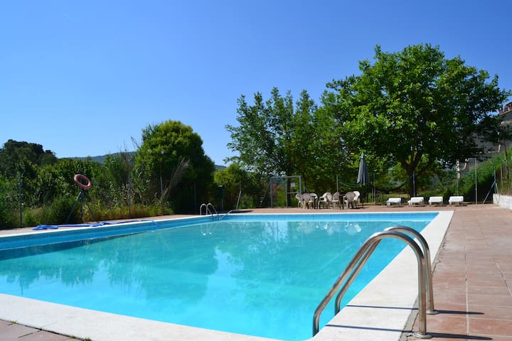 Quadruple Room Molí De Tartareu Montsec Cottages For Rent In Tartareu Catalunya Spain