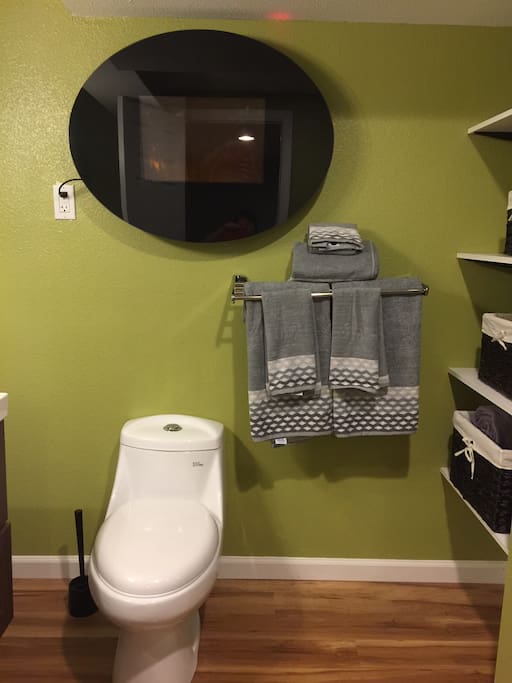 Modern & upscale bathroom