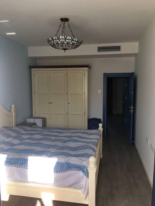 卧室
Bedroom