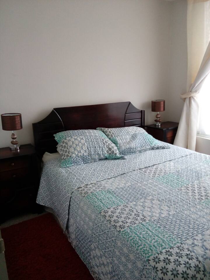 Schlafzimmer 2