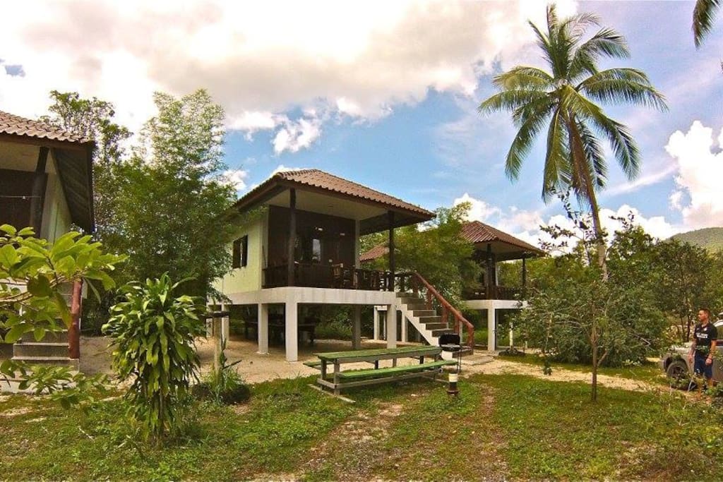 Quiet private bungalow