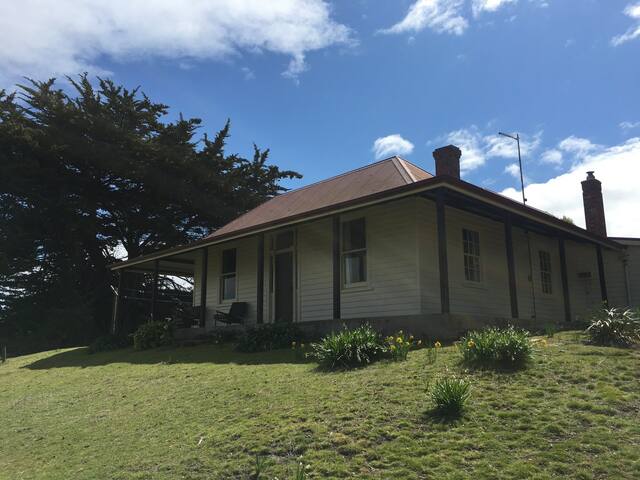 Bakers Beach homestead in Narawntapu National Park gallery image 4