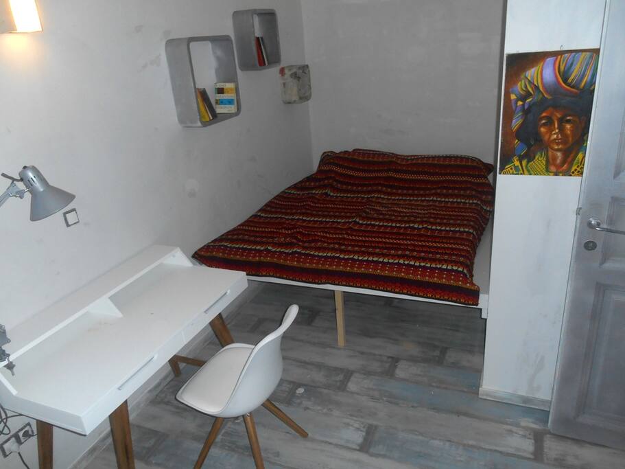 1st room