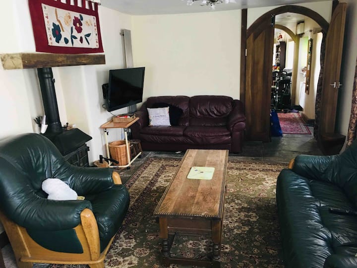 A Home From Home In The Heart Of Pilton, Somerset - Glastonbury