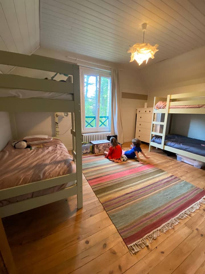 المسكن بسريرين إضافيين