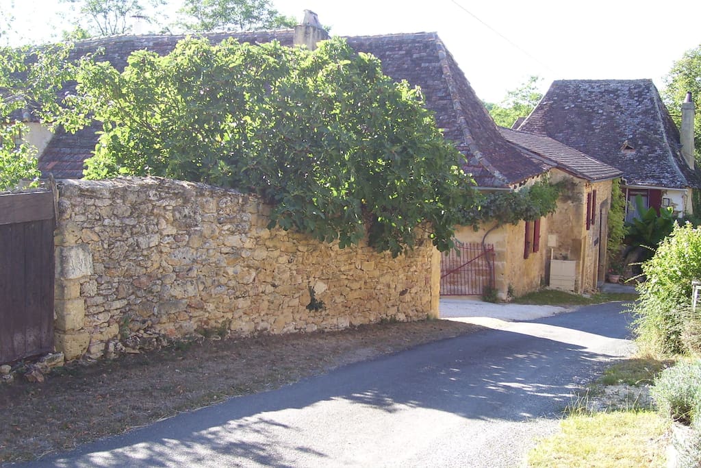 Vue extérieure du hameau