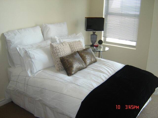 Seaside Village G22 gallery image 5