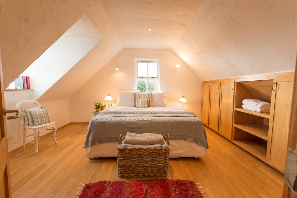 Upstairs double, main house