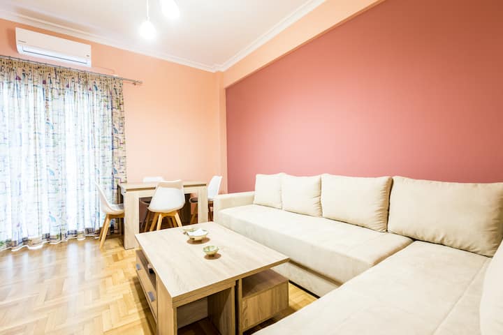 Bright flat in front of Acropolis metro station