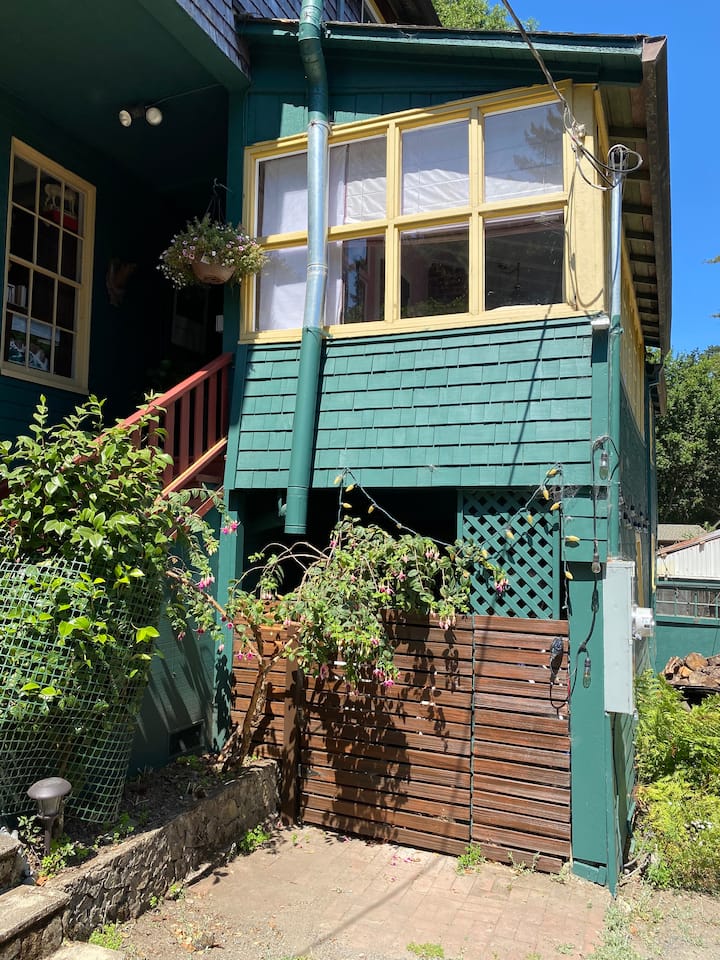 Have a great time in Inverness ! Guest suites for Rent in Inverness, California, United States