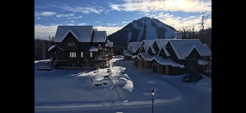 Spectacular 4BDRM Creekside Condo at RED Mountain