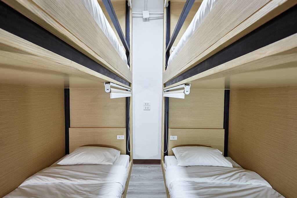 3.5*6 inches mattress for your comfort.
