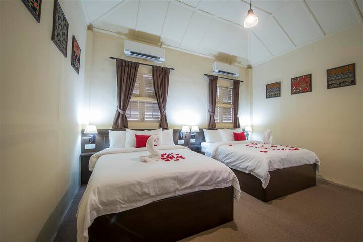 Heritage Family Loft Suite@ 4pax @Private Bathtub