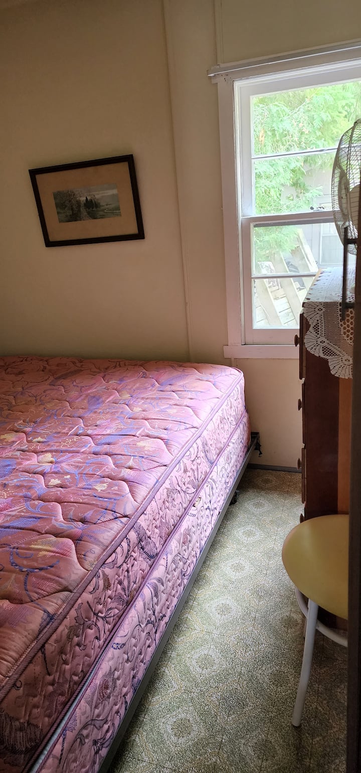 Chumba cha kulala #1 Kitanda cha malkia 