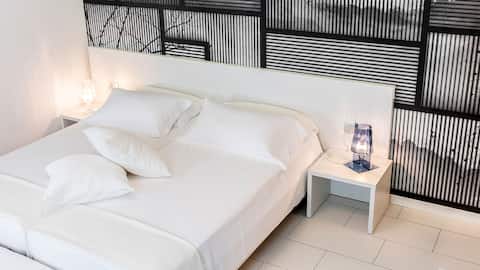 Residenza Caravaggio: NARCISO T01083