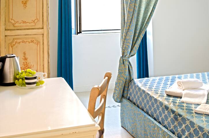 Merulana Suite Apartment gallery image 4