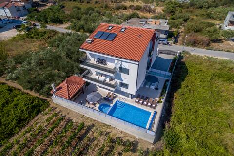 Exclusive Villa Holiday