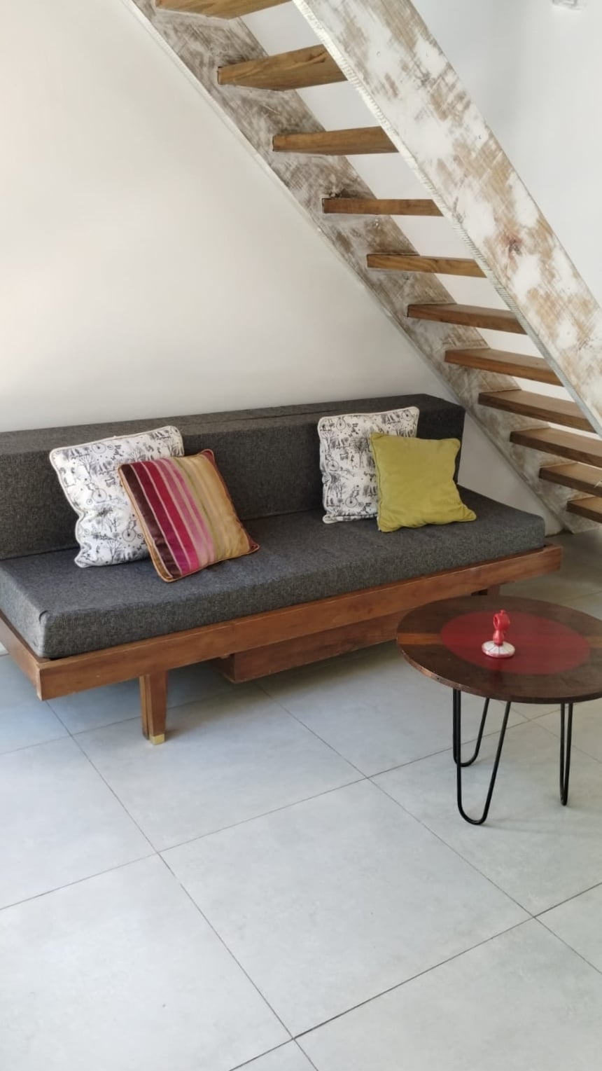 Top performing Airbnb: Blue sea, forest and sea house in Mar Azul