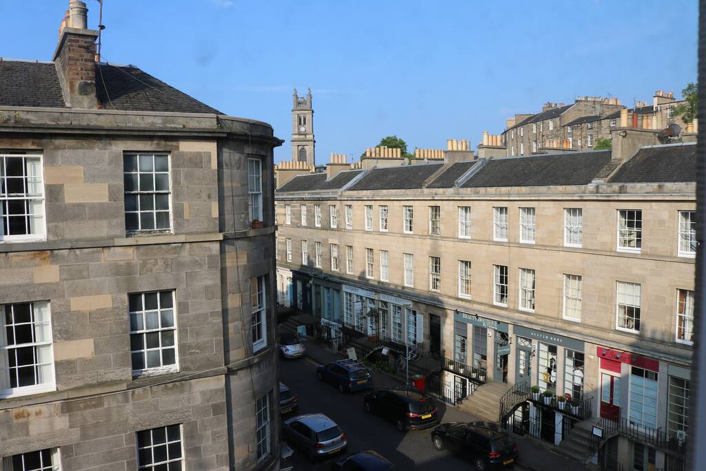 St Stephen Street by day