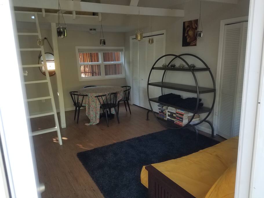 Entrance into the cottage - open, studio style space