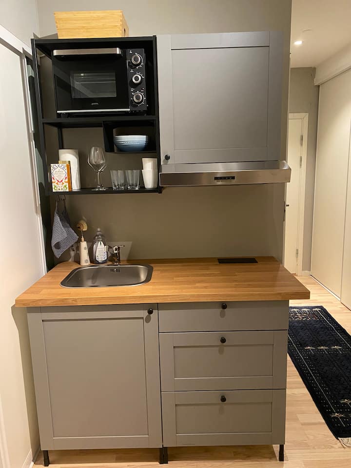 Apartment 10 min from city center, free parking.