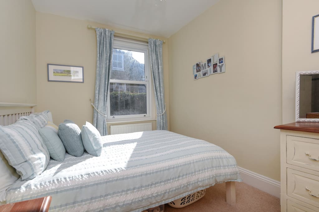 Master en-suite bedroom