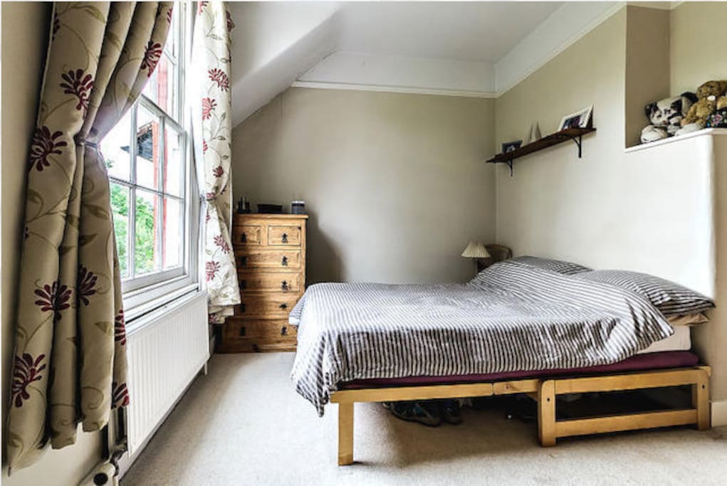 Double Bedroom, south-facing