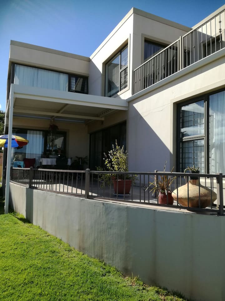 Lagoon View Apartments for Rent in Langebaan, Western Cape, South