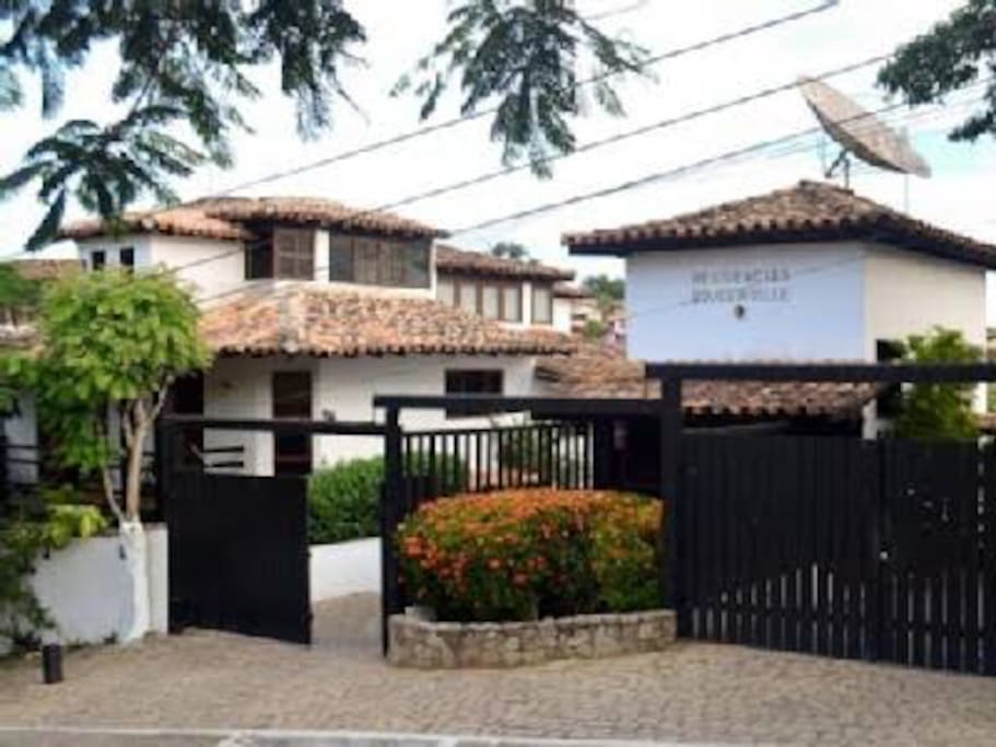 Entrada do Condomínio