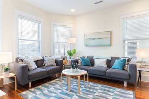 Spacious 2BR 2 bath, walk to Harvard & MIT