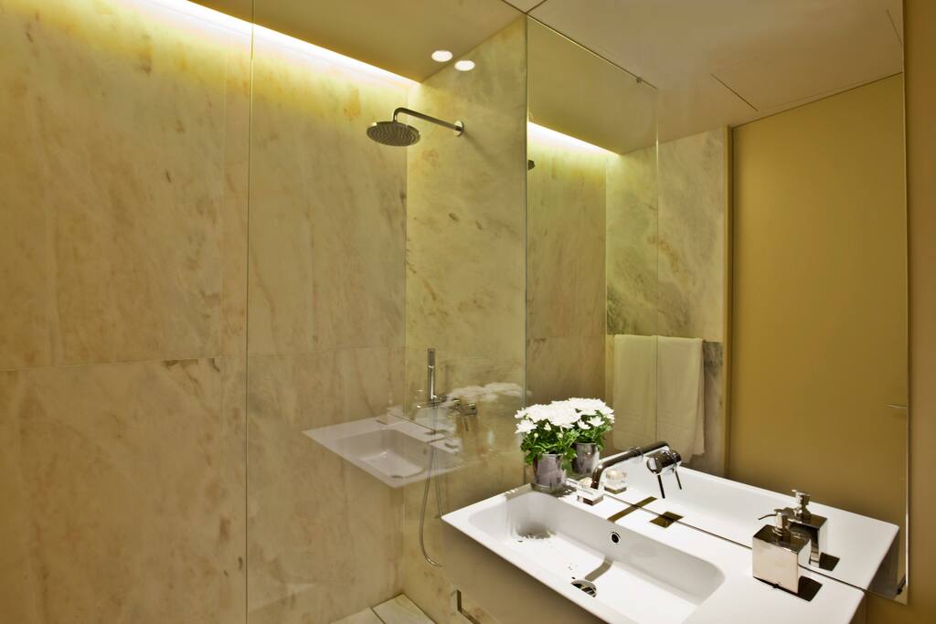Lisbon Five Stars Apartments 8 Building