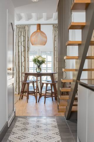 Appartement T3 Luxe place du Parlement hypercentre gallery image 4