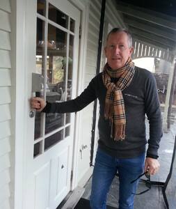 Convenient to everything, spacious family home