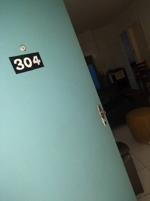 Porta de entrada do apartamento!