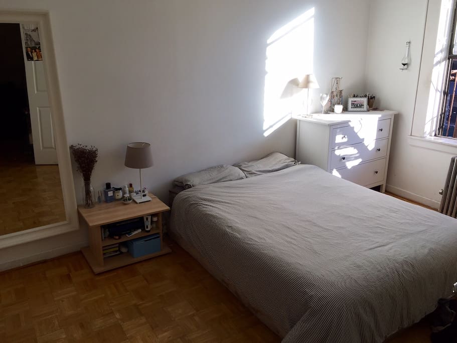 Bedroom 1 - Lots of sunlight - Even space for a little Yoga!!