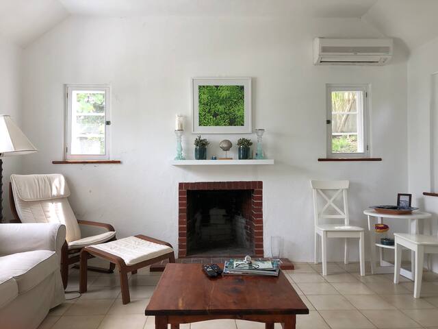 Spring Tide Cottage On Beautiful Grape Bay Beach Cottages For