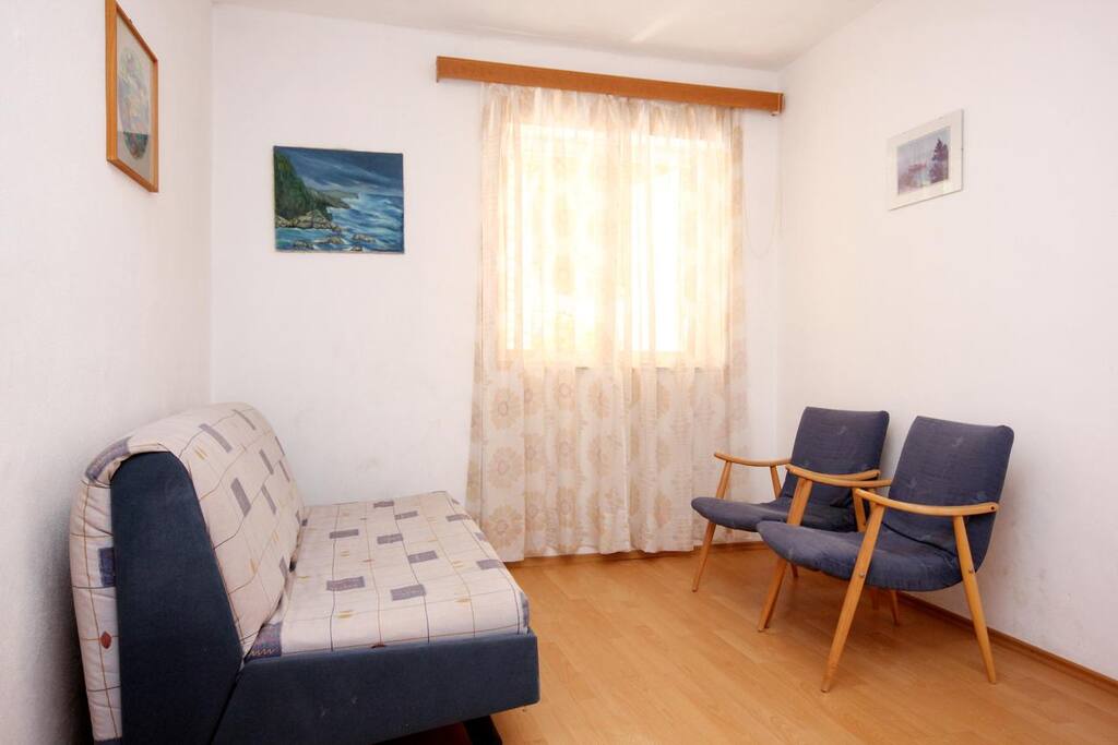 Living room, Surface: 12 m²