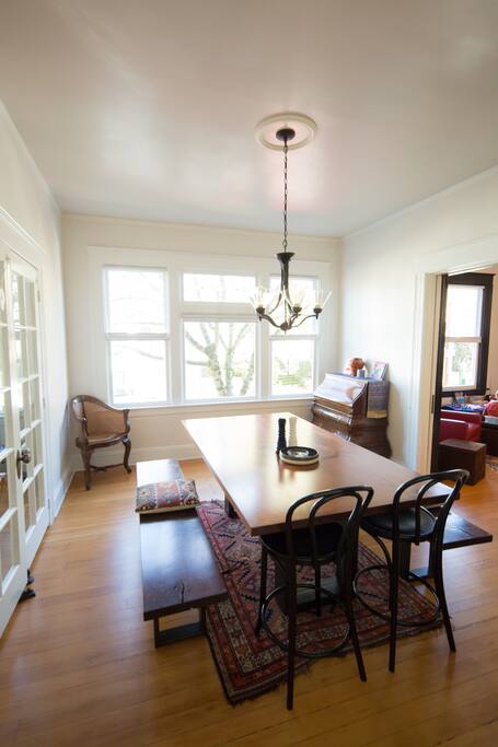 Formal dining room