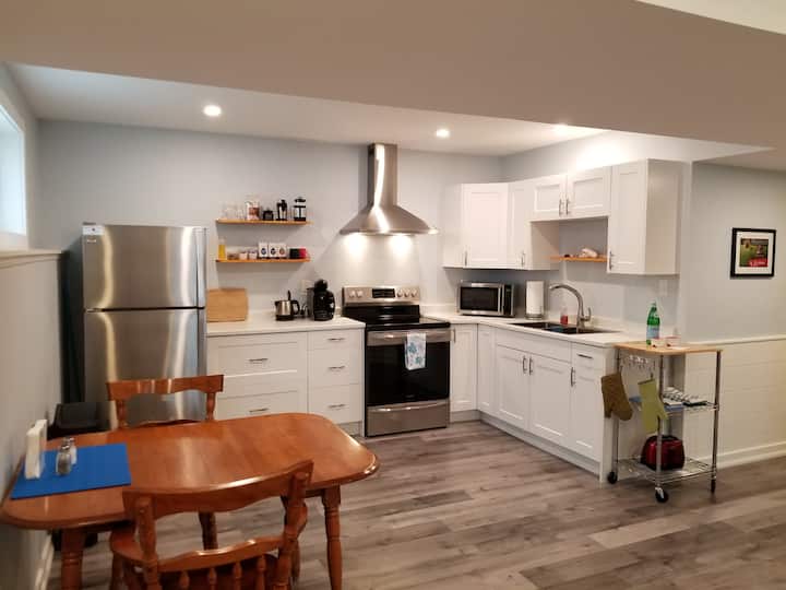 Holiday Rentals & Homes Ontario, Canada Airbnb