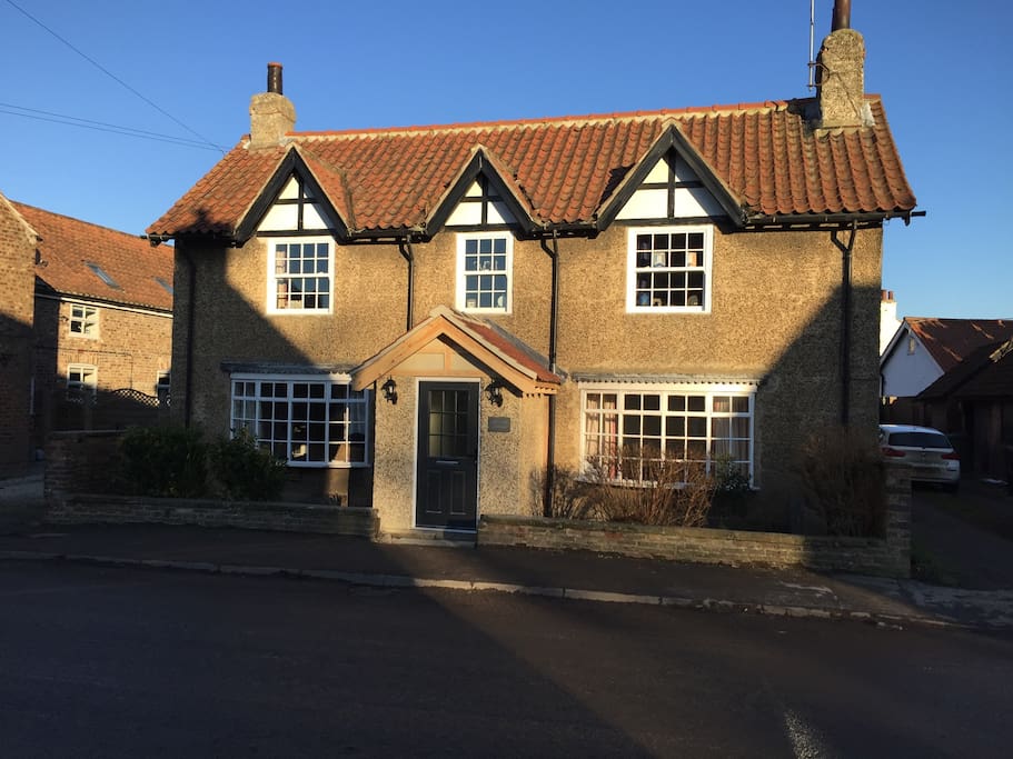 The front of our gorgeous cottage x