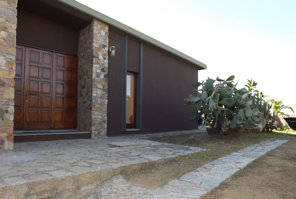 INGRESSO E PARCHEGGIO