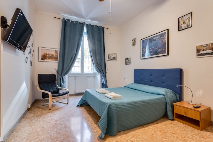 Delightful apartment 100 meters from the Colosseum