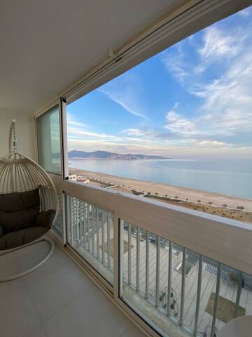 Penthouse with pretty views(19th floor) gallery image 2