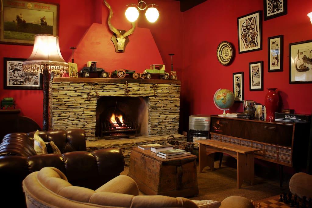 The Guest Lounge