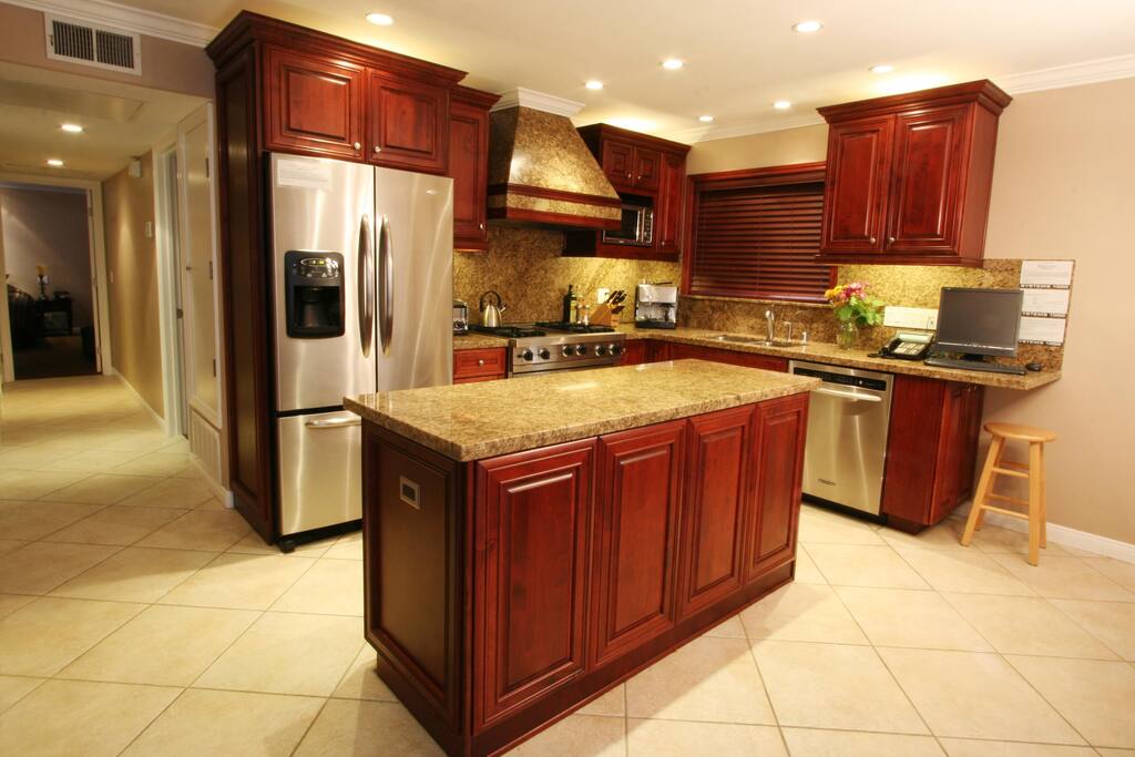 Gourmet Kitchen