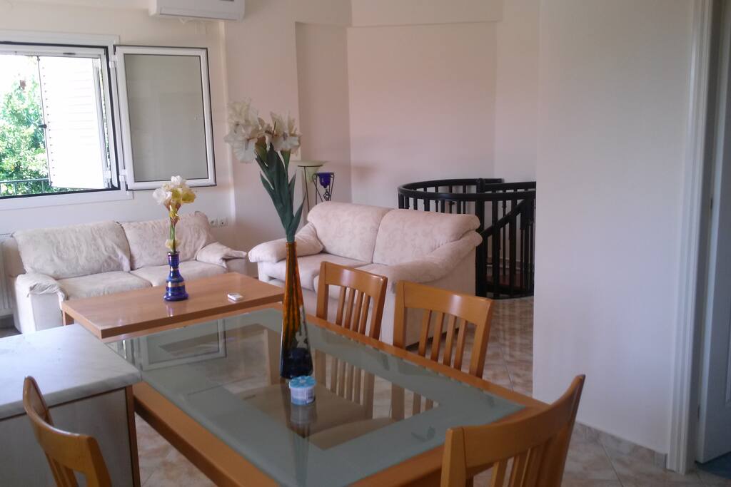 sitting room 3